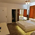 Privatunterkunft Limon *