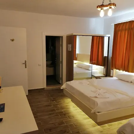 Homestay Limon *